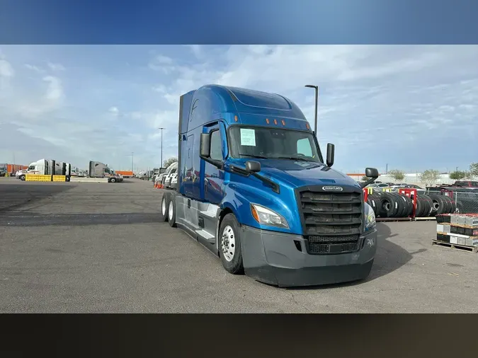 2022 Freightliner Cascadia 126847f87a5ef12b65c85d2c857904c45ed