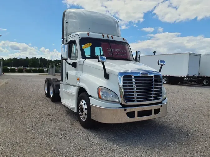 2017 FREIGHTLINER CASCADIA 125
