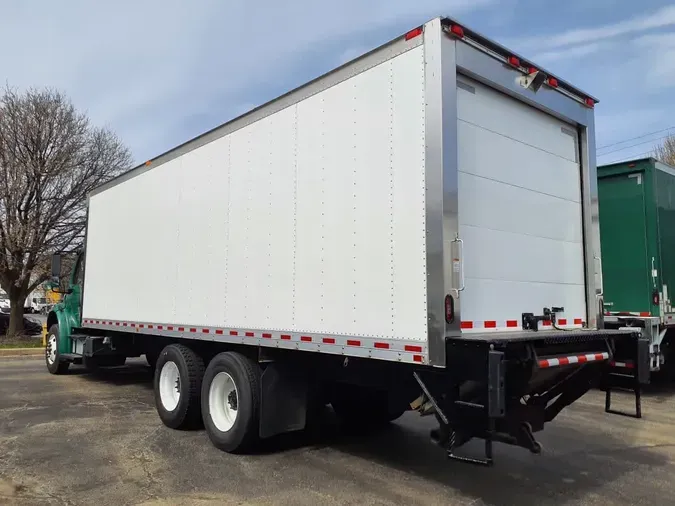 2018 FREIGHTLINER/MERCEDES M2 106