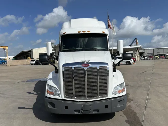 2021 Peterbilt 579