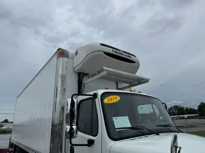 2019 FREIGHTLINER/MERCEDES M2 106848c94b95b128719cc3576ef6de1dcaa