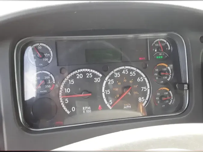 2020 FREIGHTLINER/MERCEDES M2 106