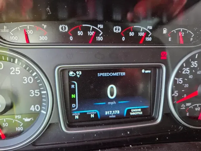 2020 NAVISTAR INTERNATIONAL MV607 (4X2)