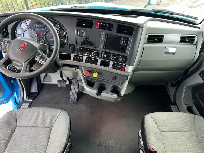 2022 Kenworth T680