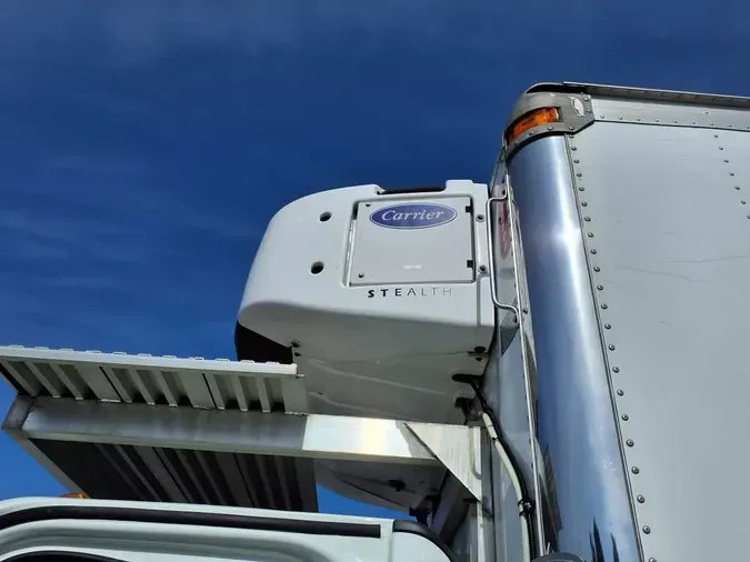 2019 FREIGHTLINER/MERCEDES M2 106