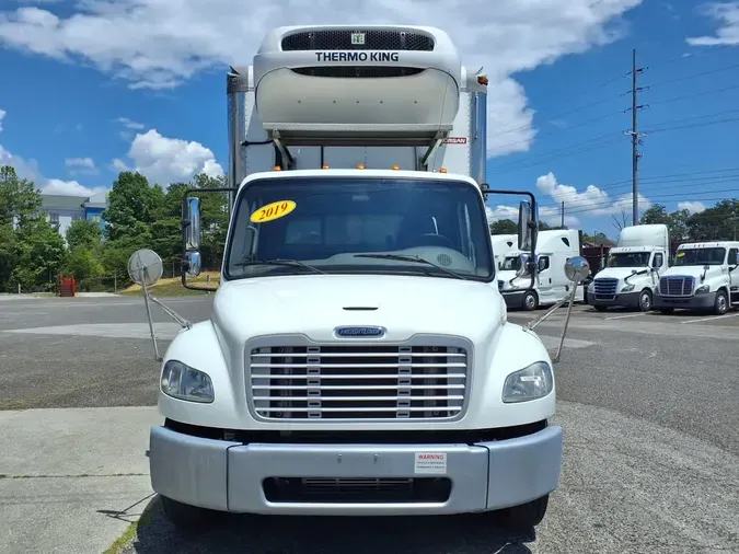 2019 FREIGHTLINER M2 106