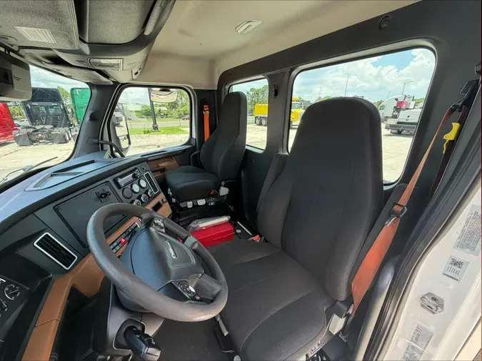 2020 Freightliner Cascadia 126849c6c0f69aaafc6ecd6e273b83ec7a0