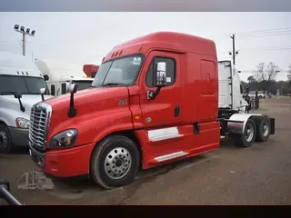 2017 FREIGHTLINER CASCADIA 125