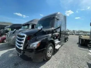 2019 FREIGHTLINER CASCADIA 126