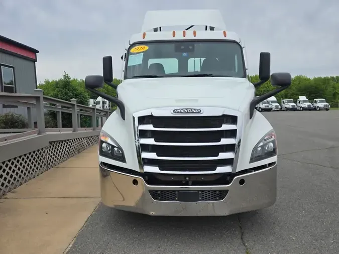 2020 FREIGHTLINER/MERCEDES NEW CASCADIA 11684a57ccd6f2f0f613257a164488edc02