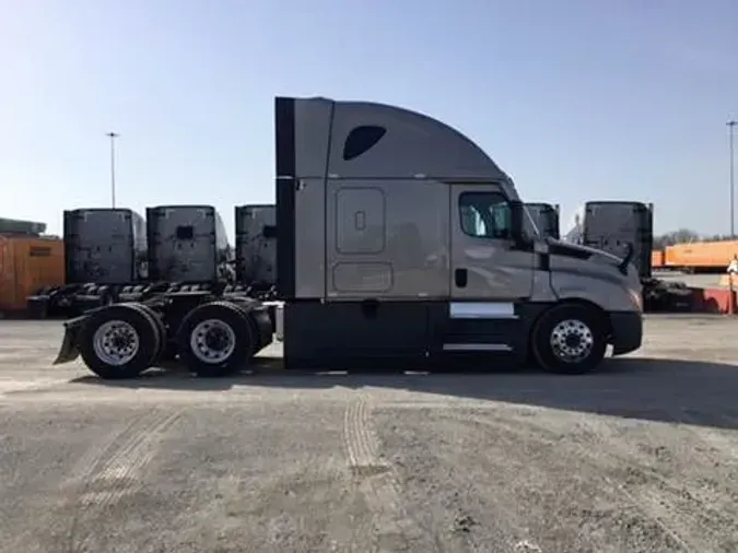 2024 Freightliner Cascadia