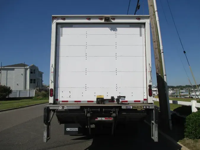 2019 HINO 268