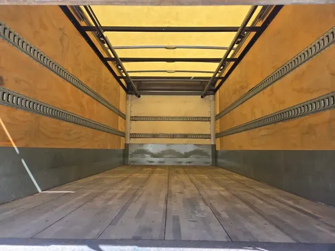 2019 ISUZU NQR84a702c4c7500ea1fae986cf52b1cb66