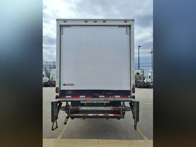 2019 FREIGHTLINER/MERCEDES M2 106