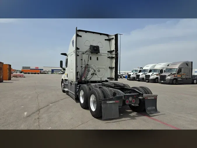 2022 Freightliner Cascadia