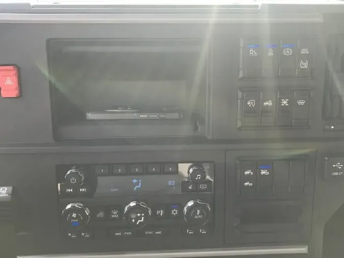 2026 MACK PR64T84aa7842fad5e3e0e7e422c2afb51aa0