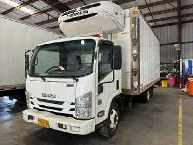 2017 ISUZU NQR