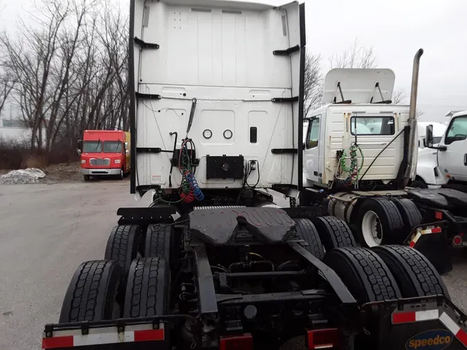 2018 NAVISTAR INTERNATIONAL LT625 SLPR CAB