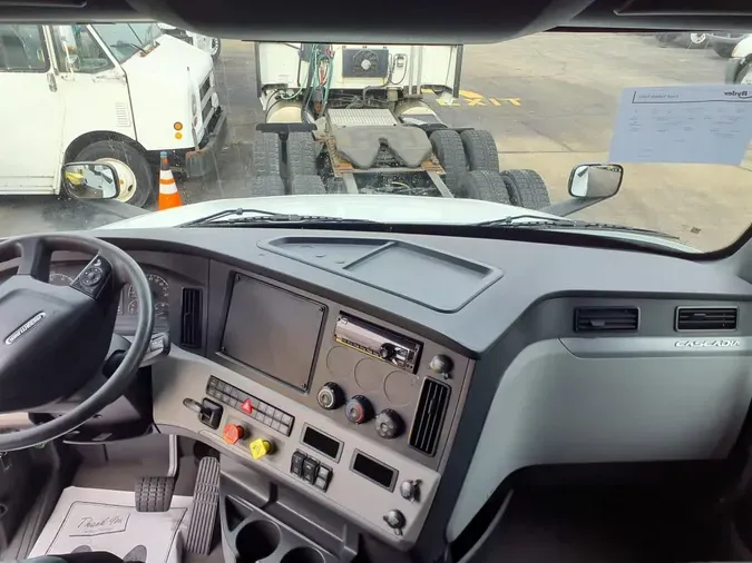 2020 FREIGHTLINER/MERCEDES NEW CASCADIA PX12664
