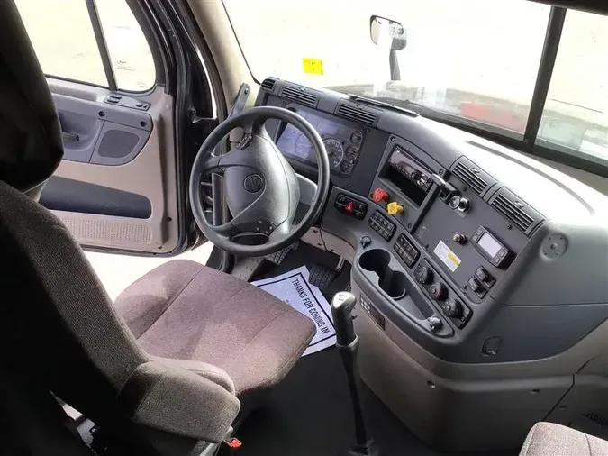 2020 FREIGHTLINER CASCADIA