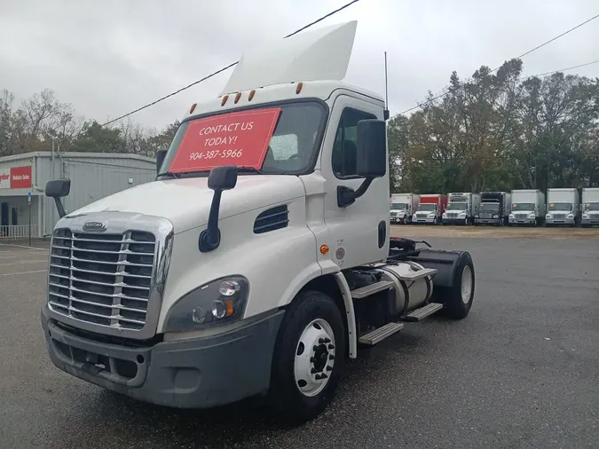 2018 FREIGHTLINER/MERCEDES CASCADIA 113