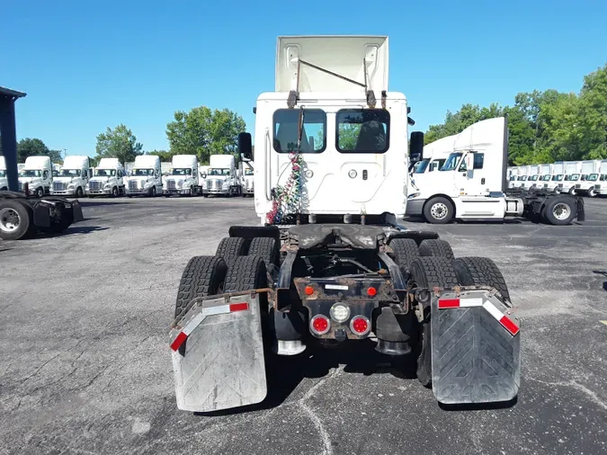 2018 FREIGHTLINER/MERCEDES CASCADIA 125