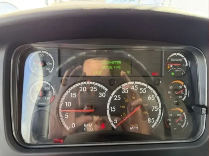 2020 FREIGHTLINER/MERCEDES M2 106