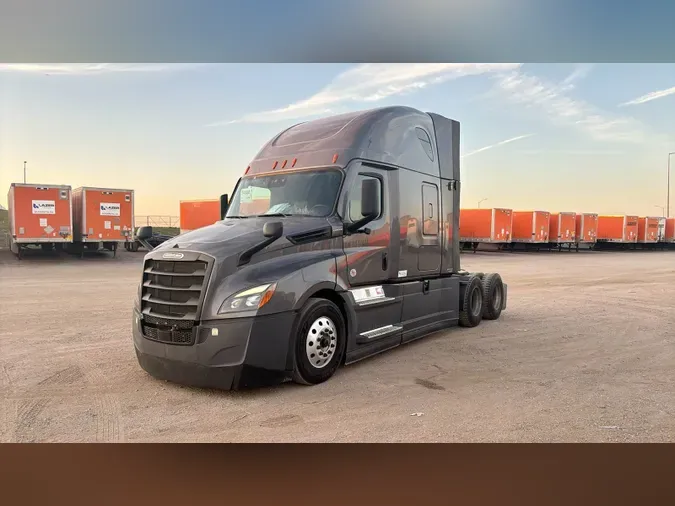 2022 Freightliner Cascadia