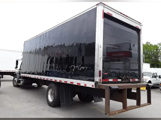2019 FREIGHTLINER M2 106