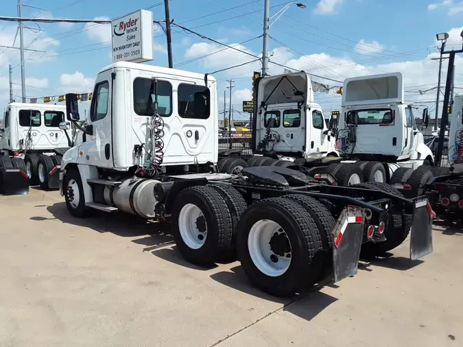 2020 FREIGHTLINER CASCADIA 125