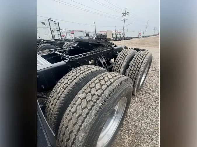 2022 PETERBILT 579