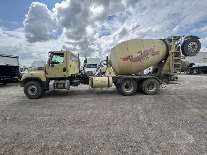 2016 FREIGHTLINER 114SD