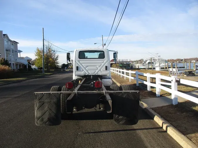 2015 INTERNATIONAL 4300