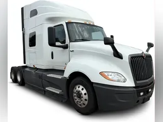 2022 International LT625