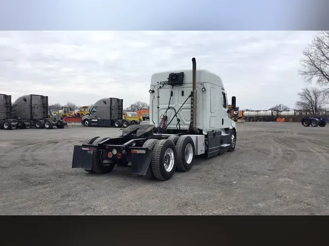 2022 Freightliner Cascadia 12684e25e7a1d8ae77d44f142817475d4cb