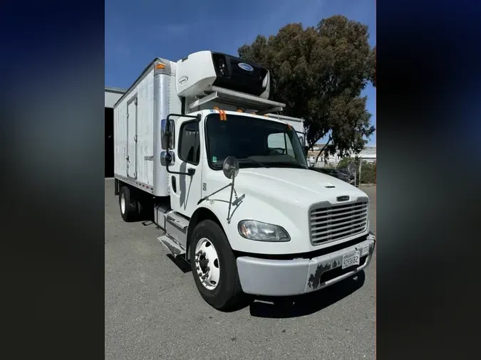 2017 FREIGHTLINER/MERCEDES M2 106