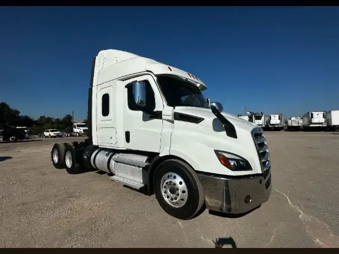 2020 FREIGHTLINER/MERCEDES NEW CASCADIA 116