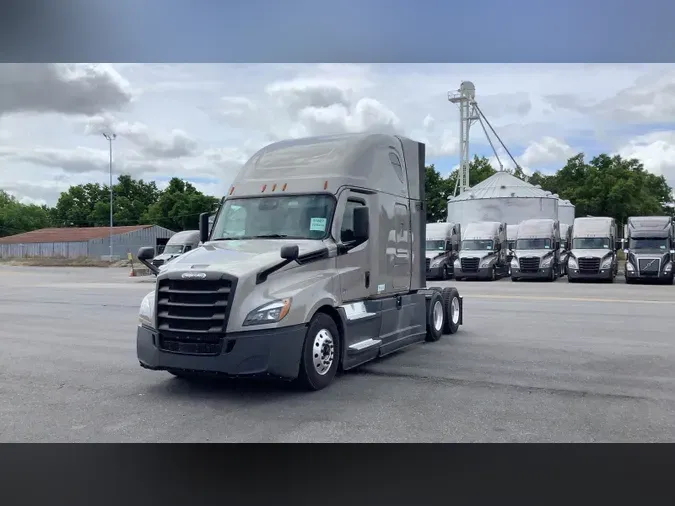 2021 Freightliner Cascadia