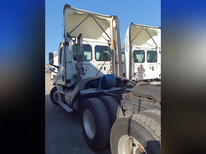 2020 FREIGHTLINER/MERCEDES NEW CASCADIA PX12664