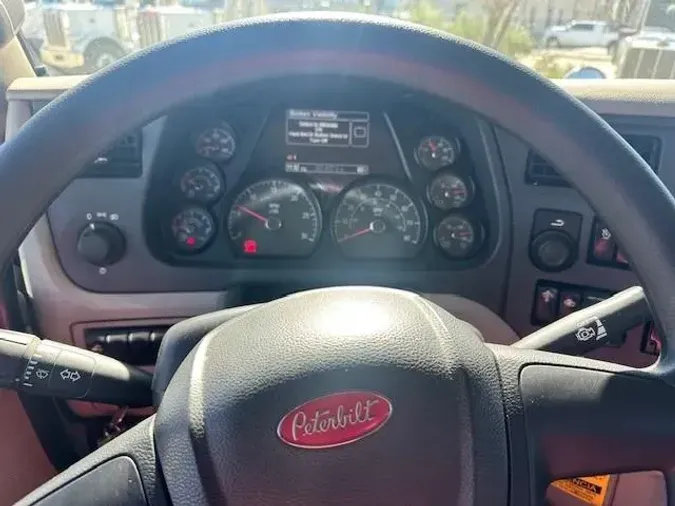 2019 Peterbilt 567