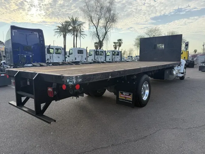 2019 Peterbilt 337