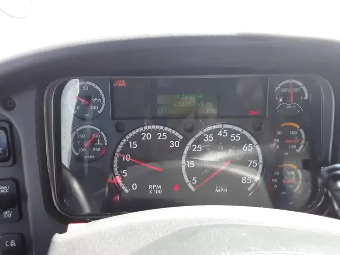 2019 FREIGHTLINER/MERCEDES M2 106
