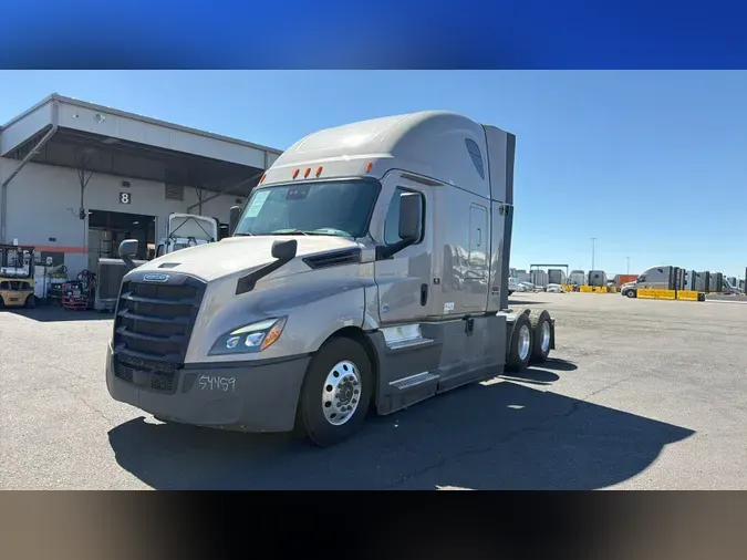 2023 Freightliner Cascadia 12684f7f53adfa689a96247a2de81597d77