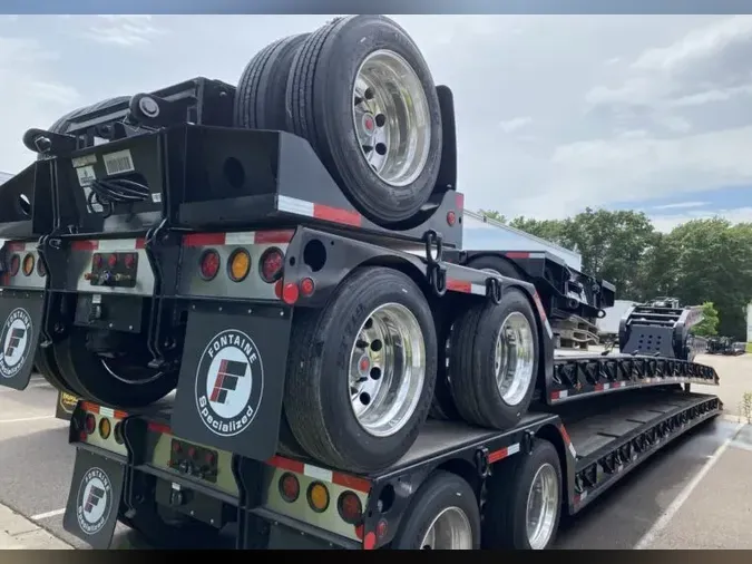 2024 Fontaine Heavy Haul 40T Renegade RGN Low Boy