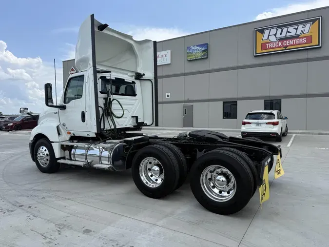 2020 International LT625