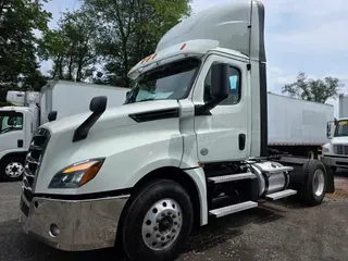 2019 FREIGHTLINER NEW CASCADIA 126