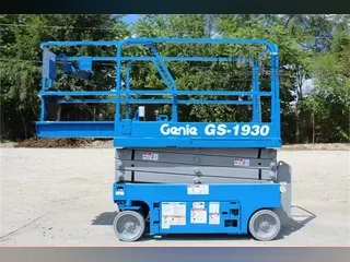 2012 GENIE GS1930