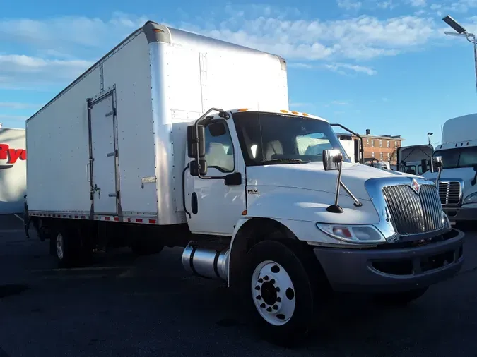 2020 NAVISTAR INTERNATIONAL MV607 (4X2)