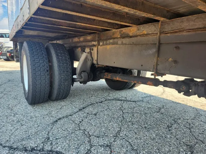 2006 FREIGHTLINER M2