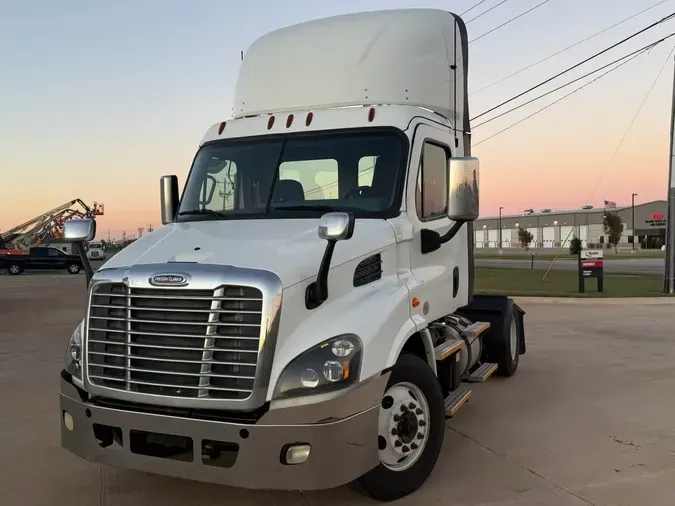 2017 FREIGHTLINER/MERCEDES CASCADIA 1138508fa95ba2ddb46aac5f65f9aa6f3b8